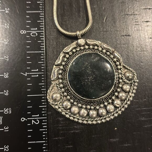 Southwestern Silver And Black Stone Western Boho Necklace - Picture 7 of 7